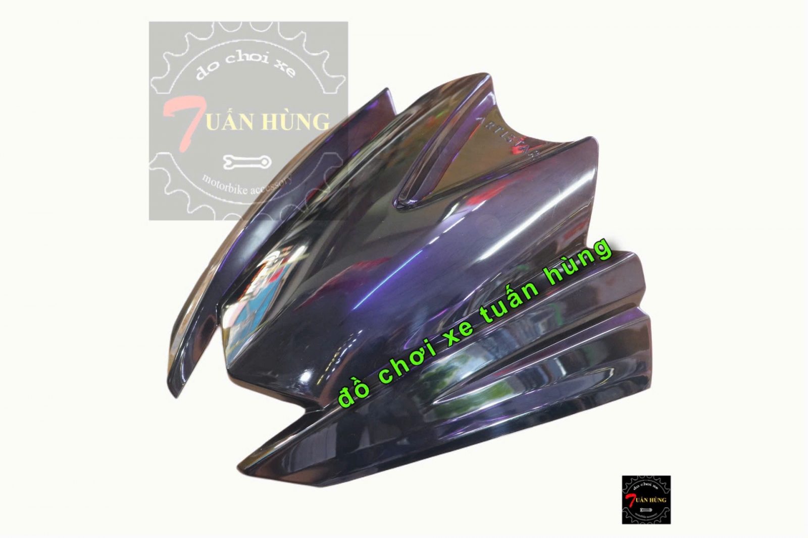Ốp đầu chắn gió Vario125 (23-25)